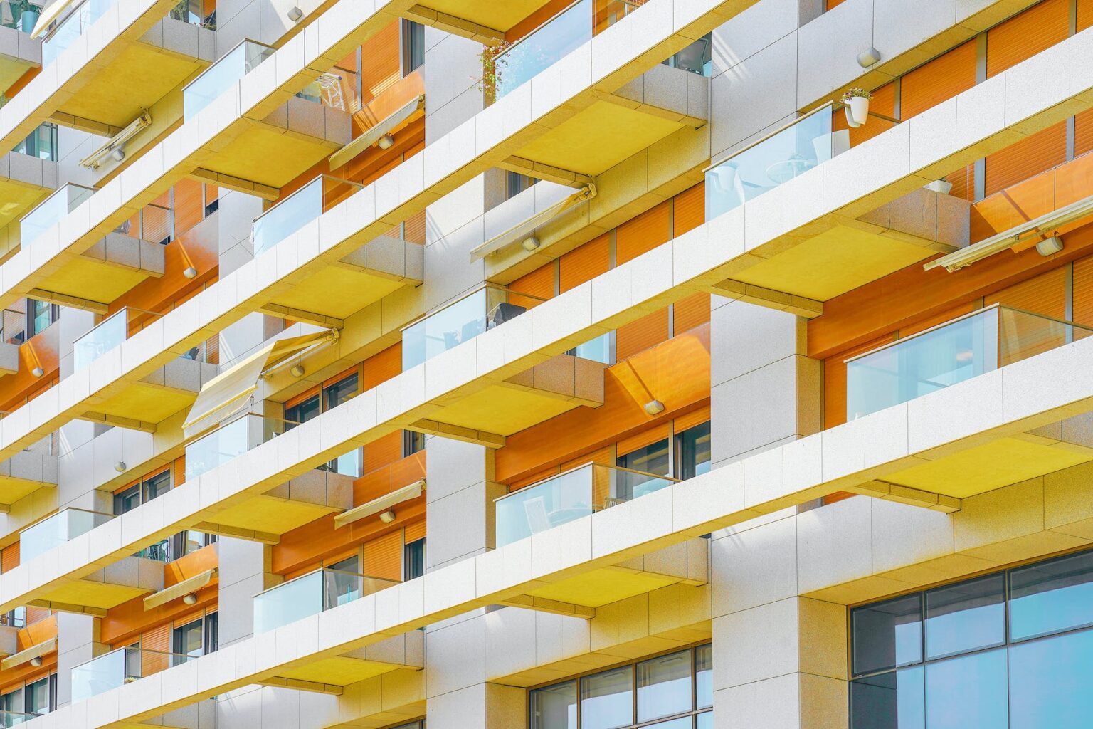 finanzgrundlagen.de - Die ultimative Anleitung zur Wahl des perfekten Immobilienmaklers für Ihren Neubau